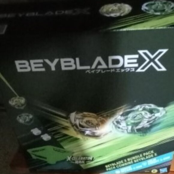 BEYBLADE X Xtreme Battle Set NWTwith Beystadium Arena Featuring X-Celerator Rail - Picture 2 of 3